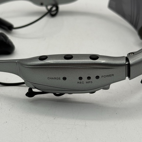 FLIPS Sunglasses MP3 Voice Recorder USB Mass Storage Player Silver W/Case TESTED - Picture 9 of 15